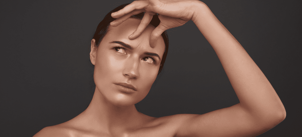 Stirnfalten und Zornesfalte: die häufigsten Zonen für eine Botox Behandlung